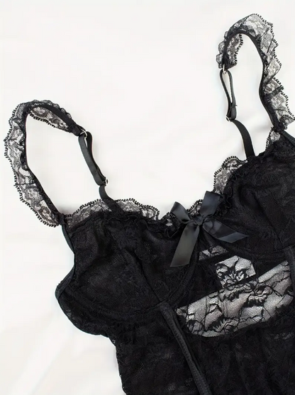 Ensemble de lingerie ultra sexy en dentelle haut de gamme pour femmes : style européen et américain. Composé de 3 pièces, un string transparent, des bas déchirables et un soutien-gorge